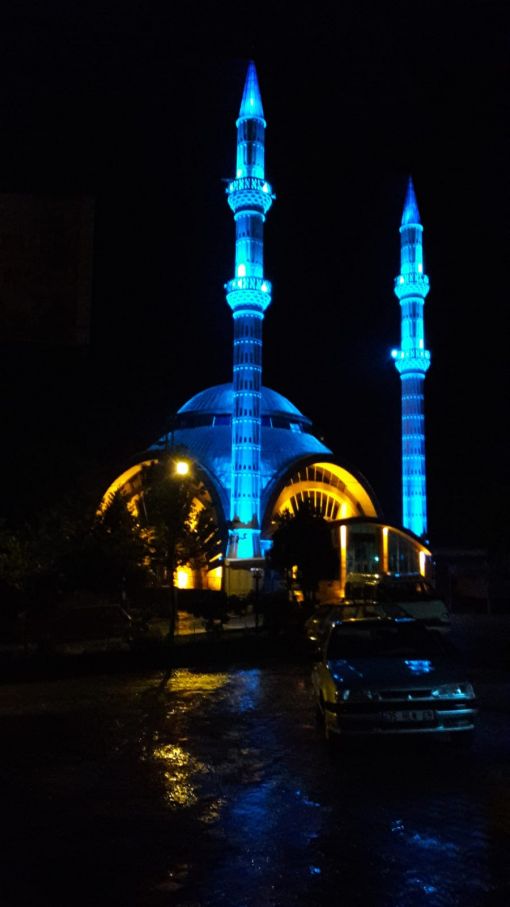  cami minare ışıklandırması